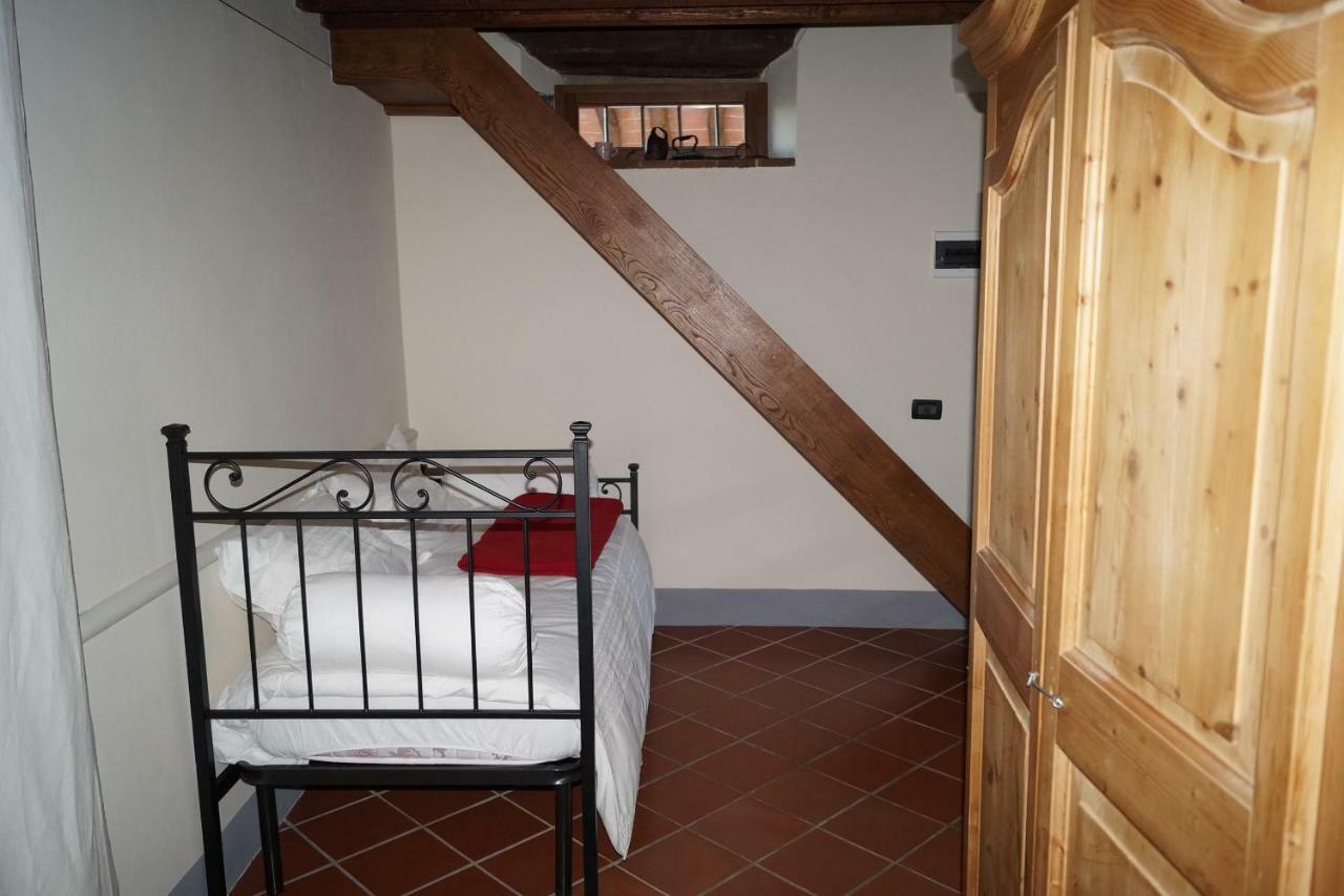 Il Borghetto Di Carra Leilighet Talla Eksteriør bilde