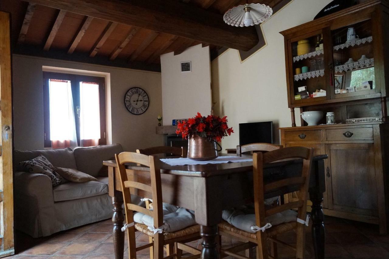 Il Borghetto Di Carra Leilighet Talla Eksteriør bilde